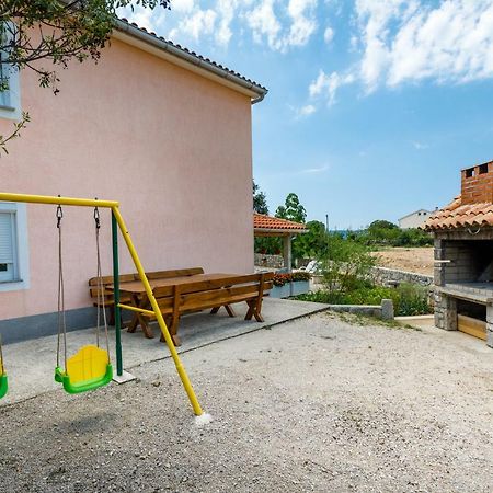 Apartman Dobrila Vrh  Экстерьер фото