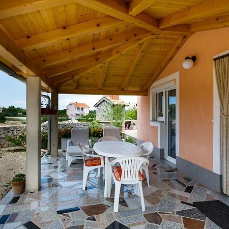 Apartman Dobrila Vrh  Экстерьер фото