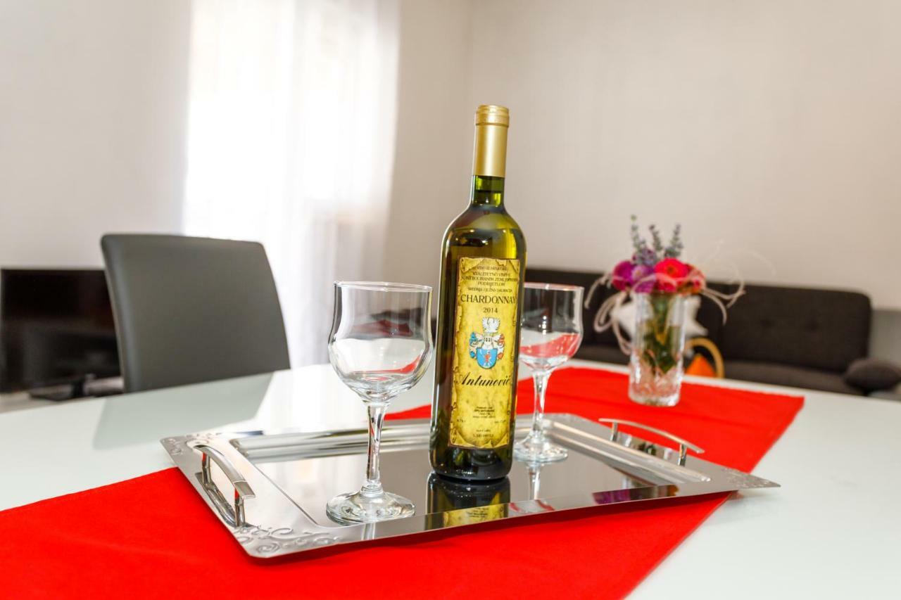 Apartman Dobrila Vrh  Экстерьер фото