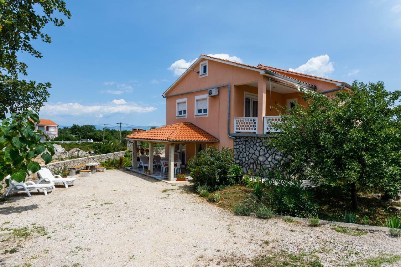 Apartman Dobrila Vrh  Экстерьер фото