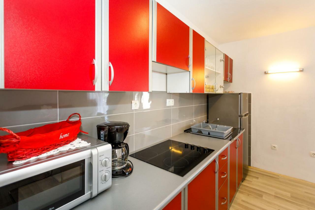 Apartman Dobrila Vrh  Экстерьер фото